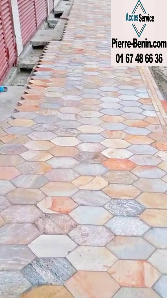Les Pierres Quartzites Taillées