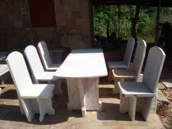 Meuble et objets en Pierres