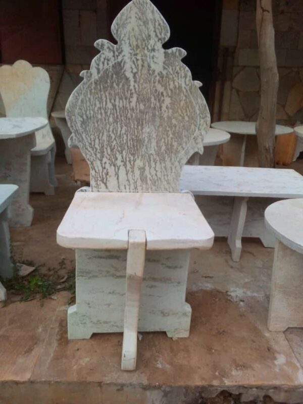 Meuble et objets en Pierres